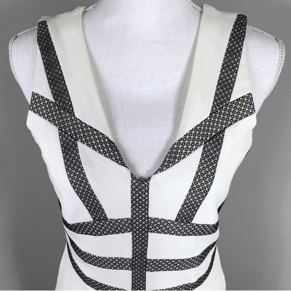 BCBG Max Azria Dress Size M - Picture 3 of 7